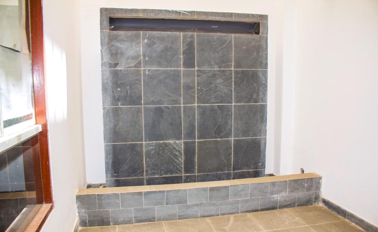 VENTA DE DEPARTAMENTO EN 1° PISO EN URB. SANTA VICTORIA